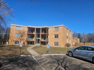 9147 Highway 55 APT 101, Minneapolis, MN 55427
