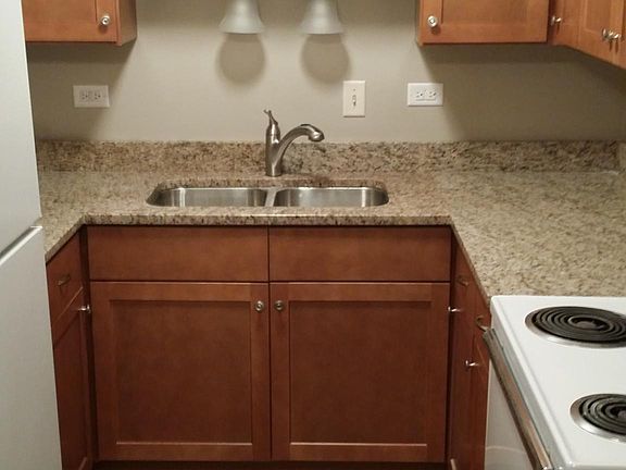 3rd image of 17544 71st Ave APT 104