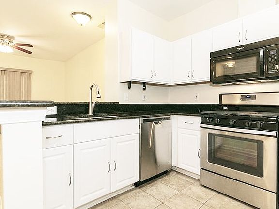 Stainless appliances!