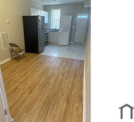 4th image of 1207 James St
