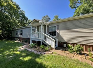 4470 Saint Paul Rd, Woodlawn, TN 37191
