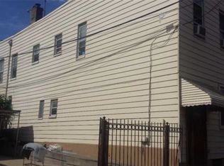 3540 103rd St, Corona, NY 11368