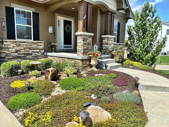 5th image of 5548 N 153rd St