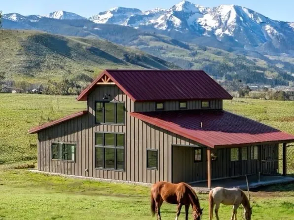 115 Spike Loop, Etna, WY 83118