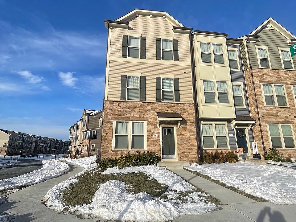 9021 Shady Pines Dr End Unit TH
