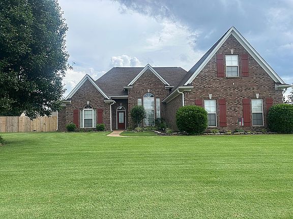 2nd image of 475 Hedge Rose Blvd