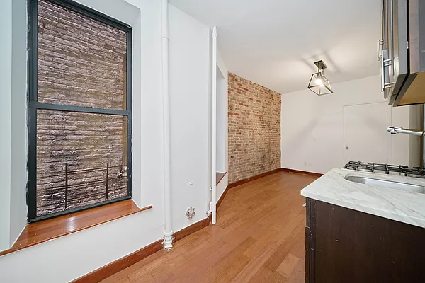 Rented by Living New York | media 15