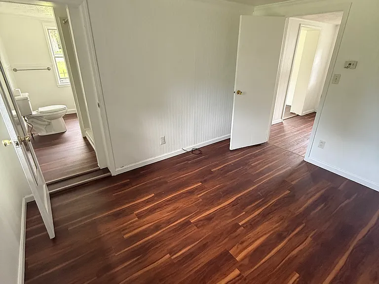 2107 N Lehman Rd — Photo 3