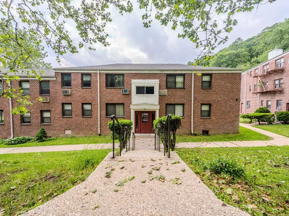 130 Virginia Road #C, White Plains, NY 10603