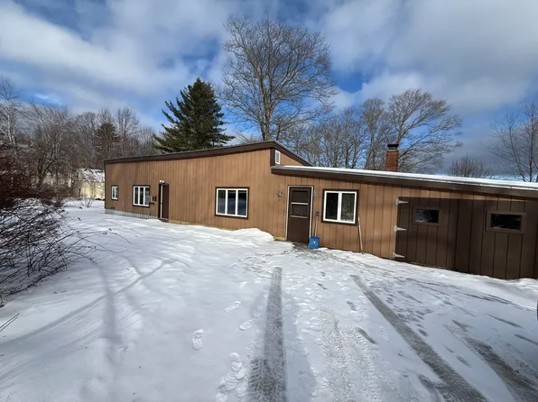 308 Whittier Road, Farmington, ME 04938