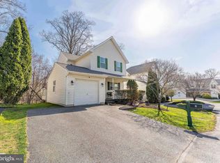 4 Cannon Ct, Upper Chichester, PA 19061