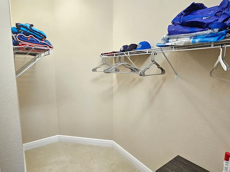 10361 Crooked Creek Dr — Photo 40