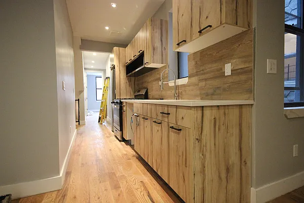 Rented by Nooklyn NYC LLC | media 1