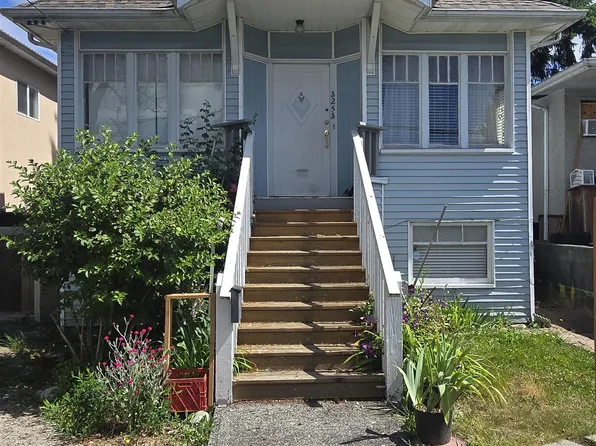 3253 School Ave, Vancouver, BC V5R 5N4