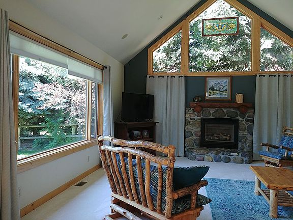 5th image of 4065 Sandy Creek Ln