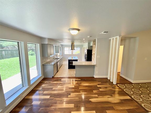 3rd image of 22911 Red Rock Canyon Ct