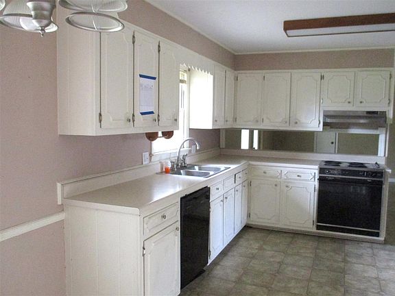 2nd image of 110 Nancewood Dr