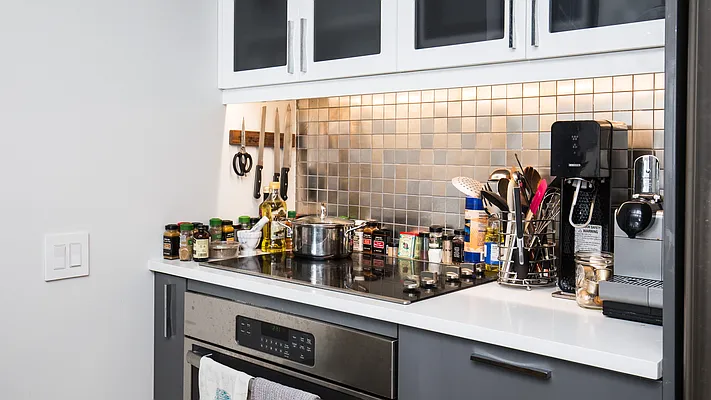 Rented by Nooklyn NYC LLC | media 19