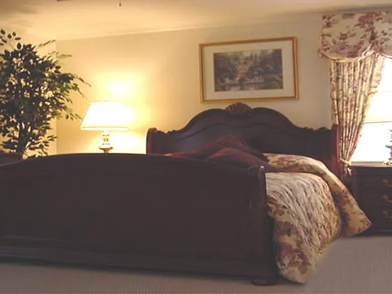 30 Glen Dr #4 — Photo 8