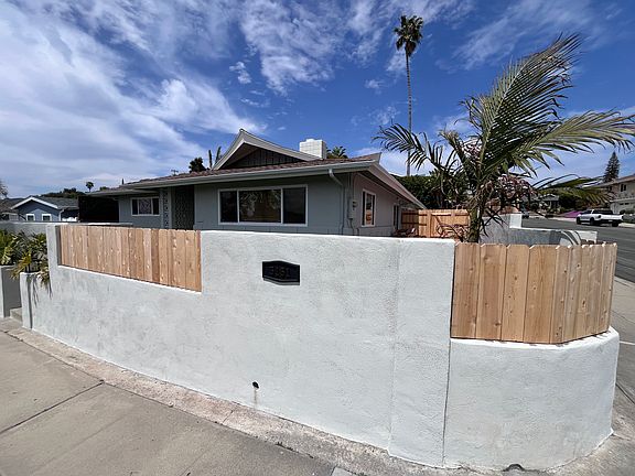 Fully Fenced Yard and Patio
