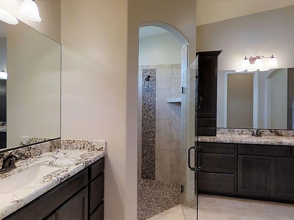 5th image of 3990 Arrowhead Dr