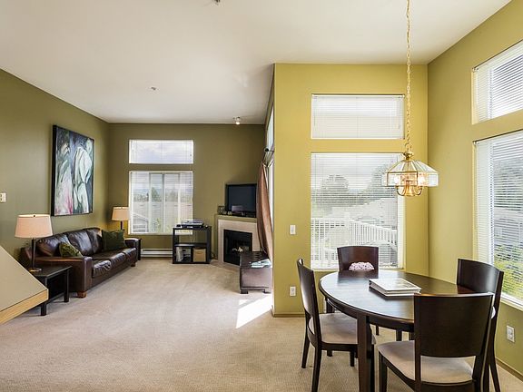 4th image of 22020 41st Pl S Unit 304