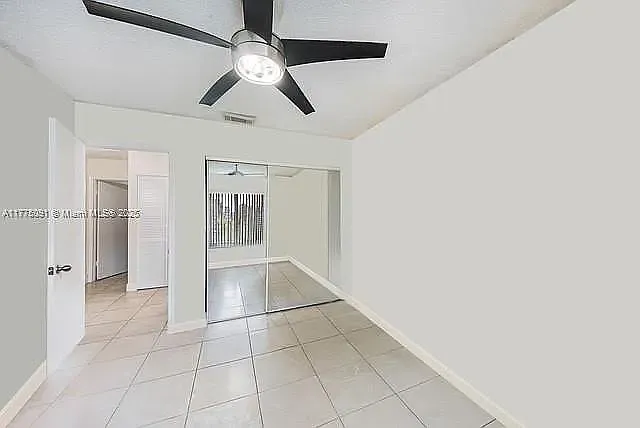 8381 SW 148th Ave — Photo 2
