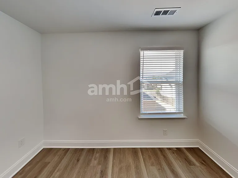 205 Marin Dr — Photo 19