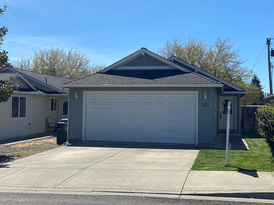 1st image of 121 Cottonwood Dr