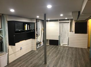 37 Wisteria Dr, Coventry, RI 02816