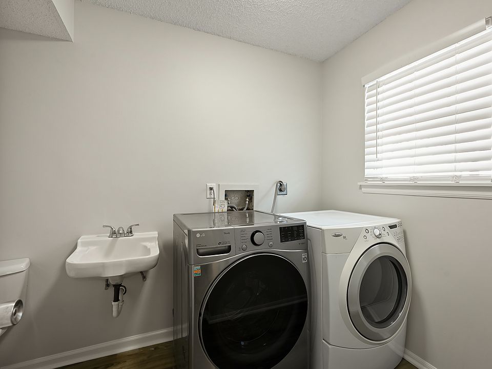 1st image of 6521 E 128th St
