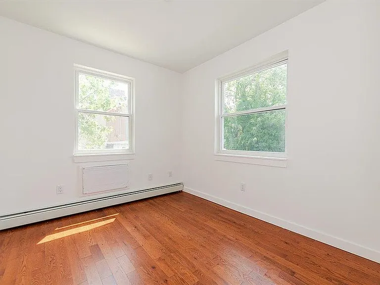 4636 Bronx Blvd #1 — Photo 8