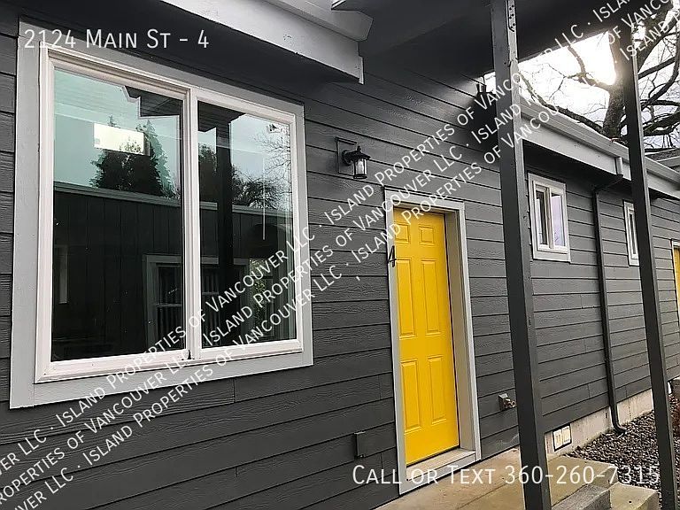 1st image of 2124 Main St Unit 4