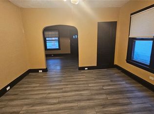 614 E 97th St #2, Cleveland, OH 44108