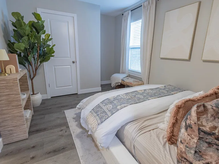 2832 Emery Dr — Photo 40