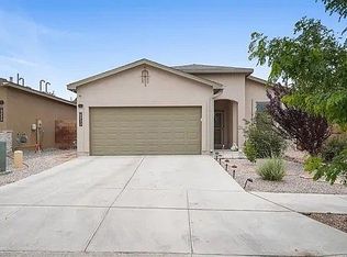 5230 Paseo Del Rio, Santa Fe, NM 87507