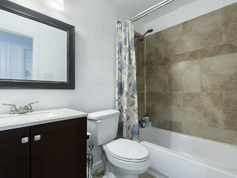 602 N Allen Dr — Photo 18