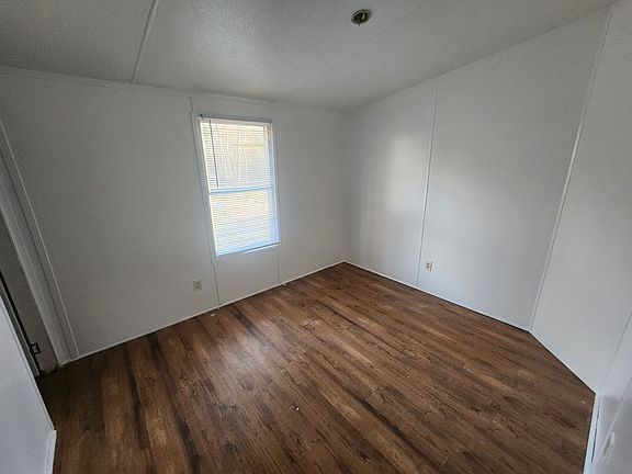 4th image of 116 Hearthstone Dr