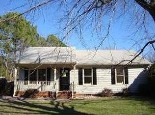 2815 Taylor Rd, Chesapeake, VA 23321