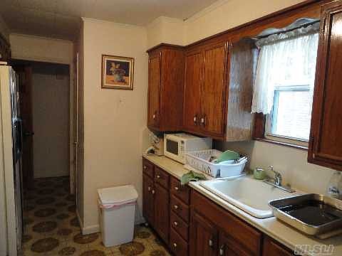 5th image of 11502 220th St