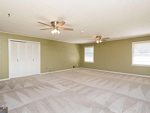 5th image of 2133 Sandy Plains Rd