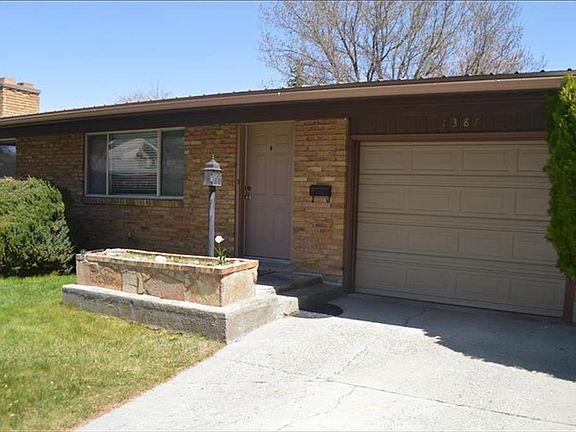 5th image of 1387 Riviera Dr