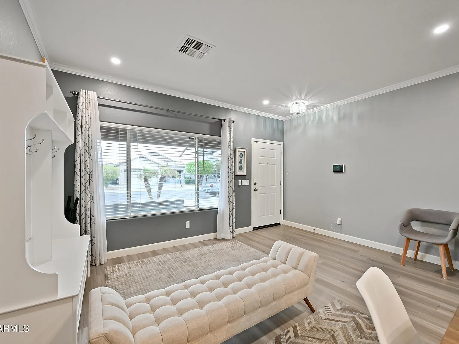 4 bed, 2.5 bath, 2112 sqft, $2,495 — Photo 4