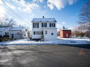 7 Albermarle Rd, Scotia, NY 12302