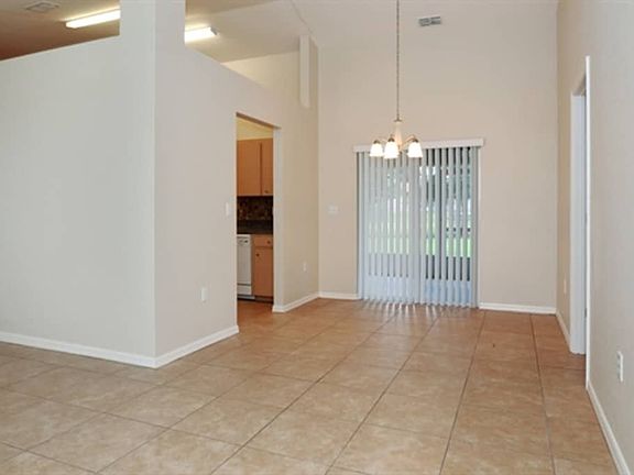 3rd image of 5700 Fischer Dr