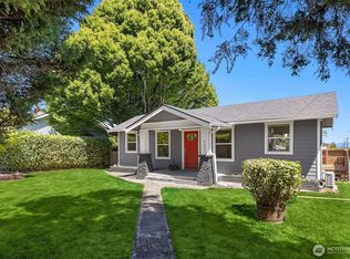 7554 34th Ave SW, Seattle, WA 98126