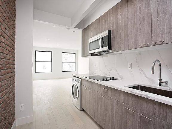 4th image of 611 W 142nd St #3B