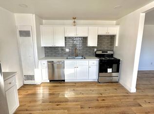 157 N Roselake Ave #3, Los Angeles, CA 90026