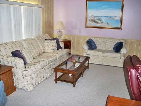 2nd image of 221 Las Palmas Blvd