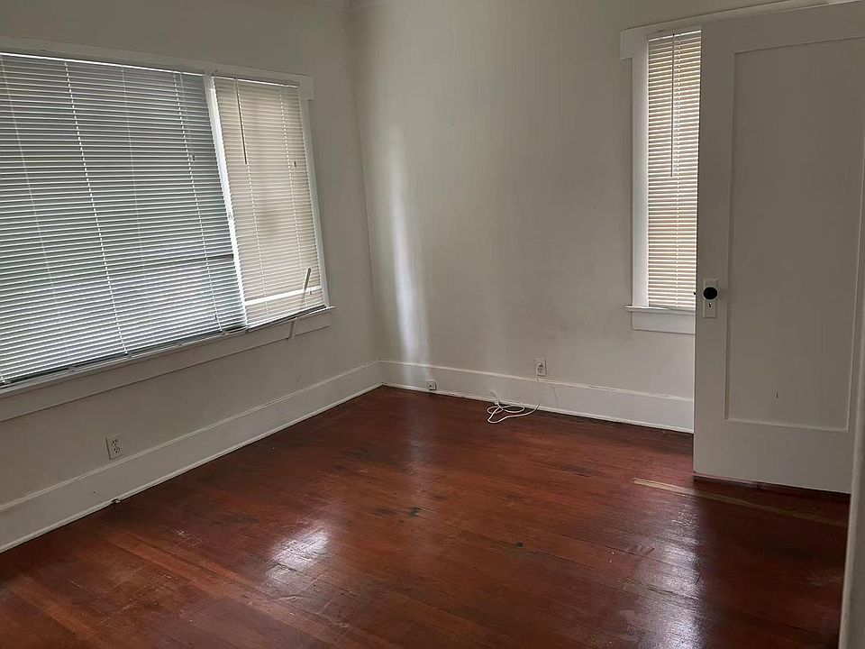 1st image of 615 E Acacia Ave